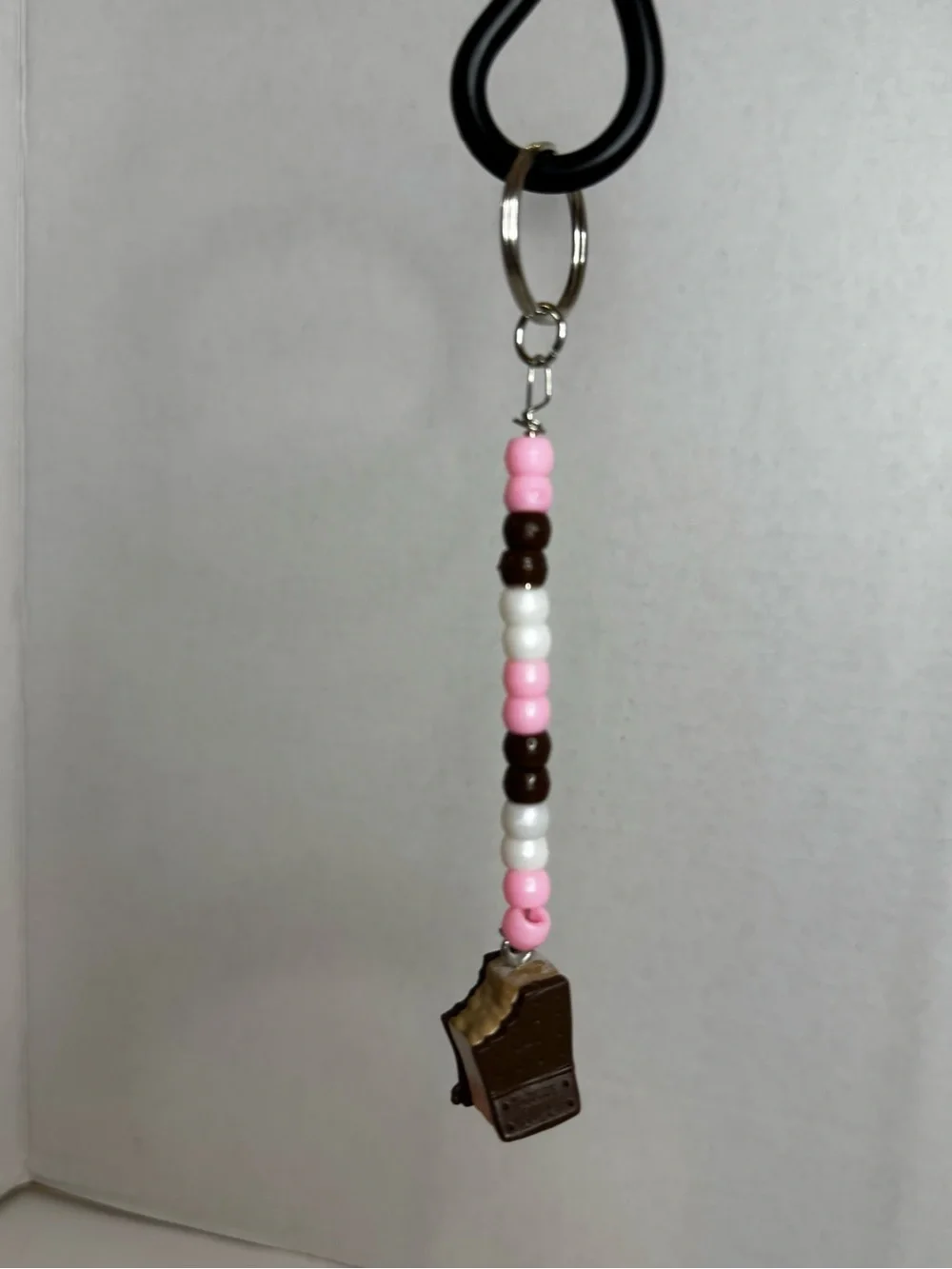 Shopkins Ice Cream Sandwich Beaded Key & Card Holder - Pink, Brown, White